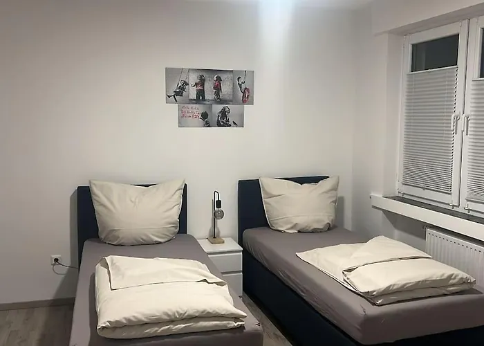 Eine Modern Renovierte Mit Balkonterrasse. * Люббекке